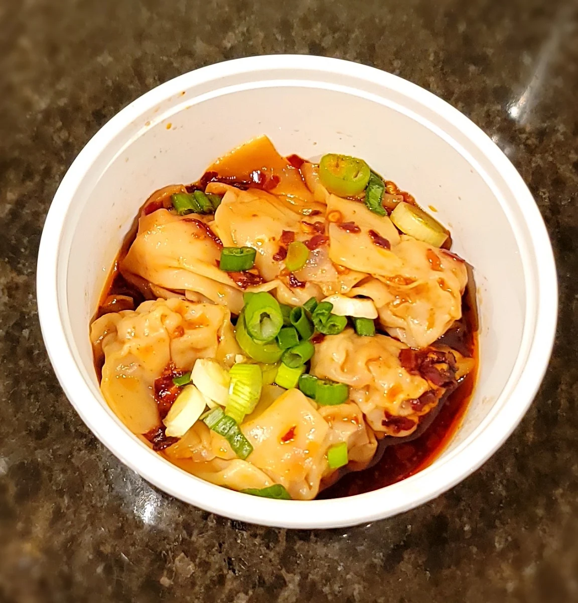 紅油抄手 spicy wonton